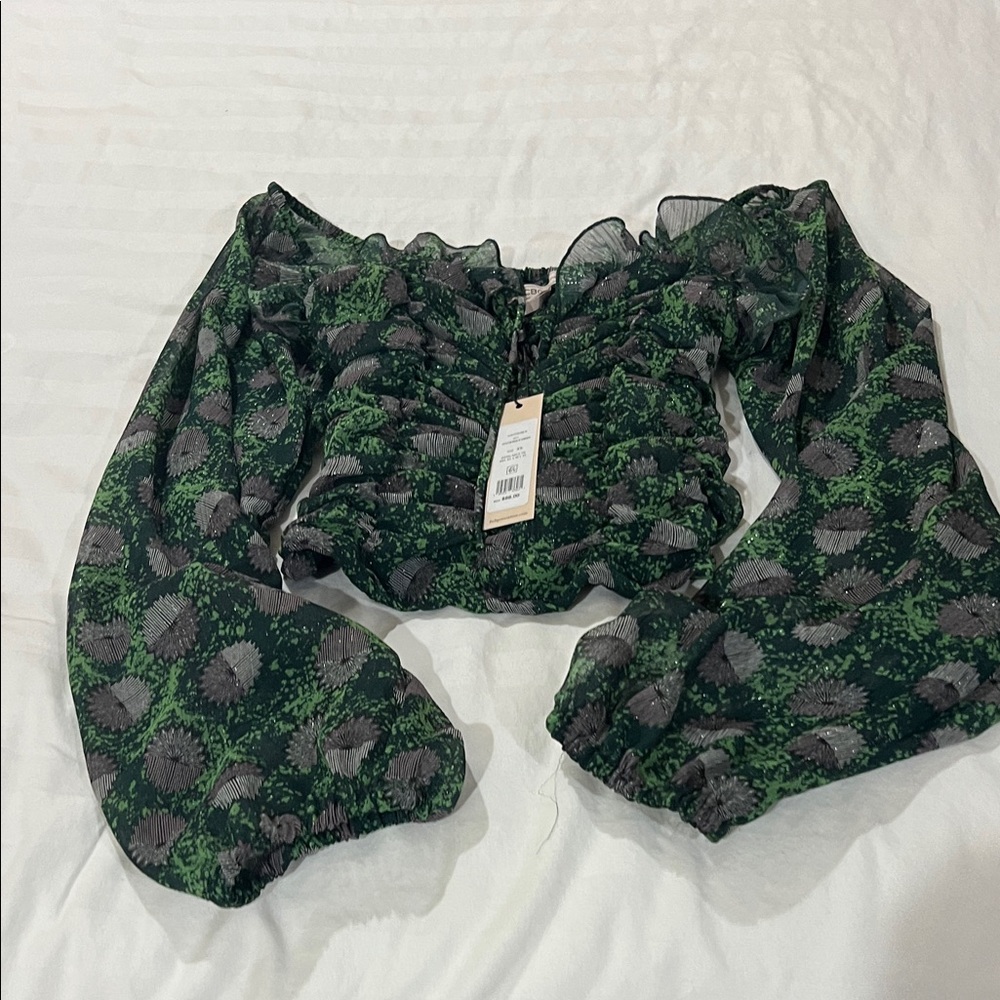 BCBGeneration Green Floral Off-Shoulder Blouse